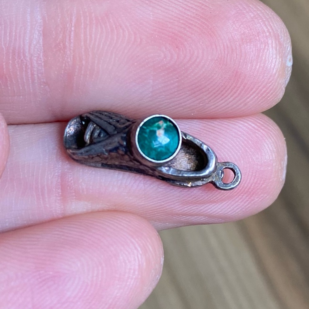 Rare Vintage Sandle with Green Stone Jewelry Charm